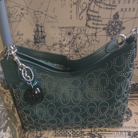 Meet your Posher, Cheri - Picture 10 of 16